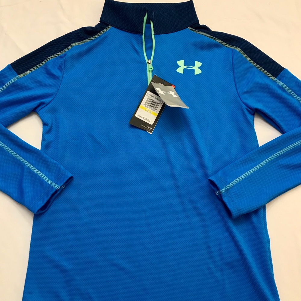 Never Worn-Under Armour Half Zip Top-Boy’s